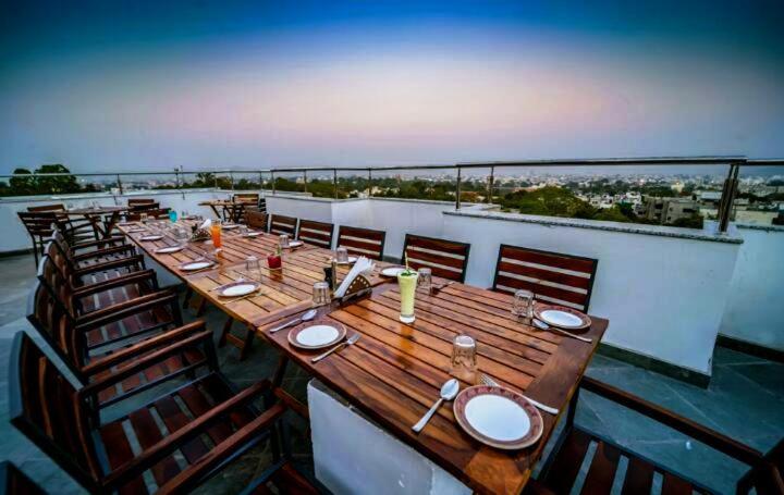 Hotel Wonder Cliff Udaipur Extérieur photo