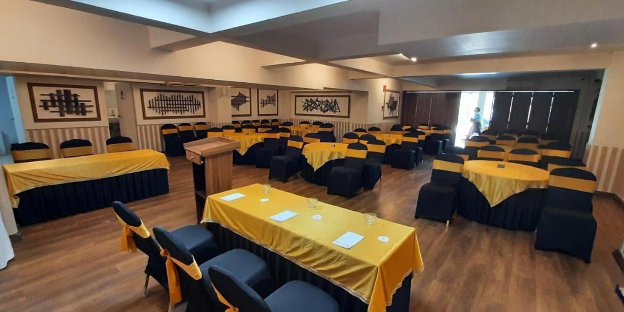 Hotel Wonder Cliff Udaipur Extérieur photo
