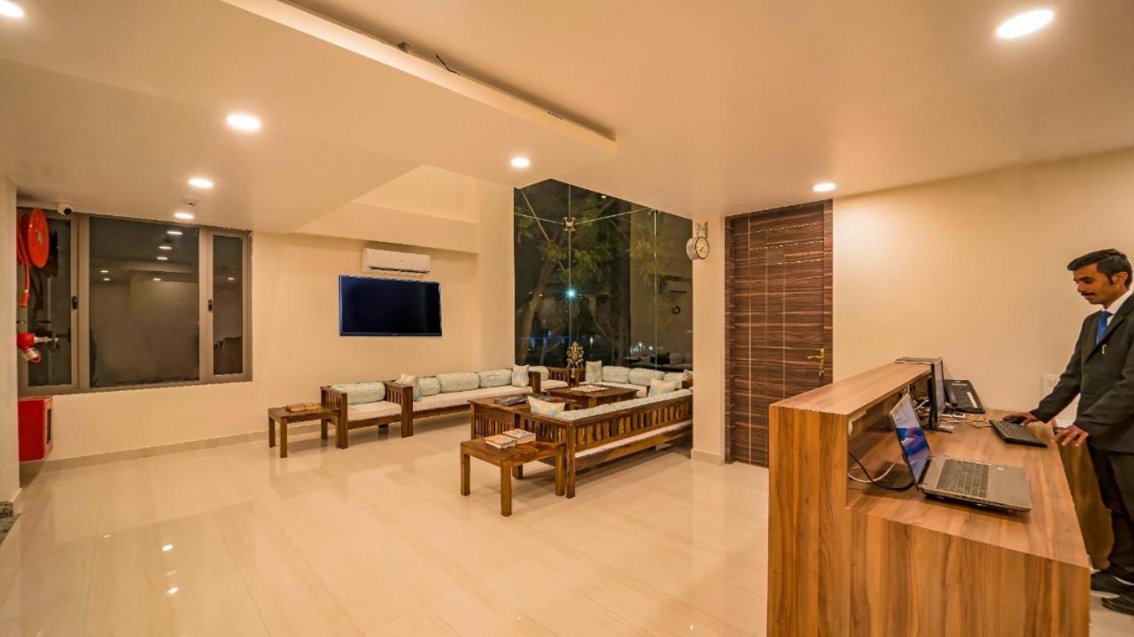 Hotel Wonder Cliff Udaipur Extérieur photo