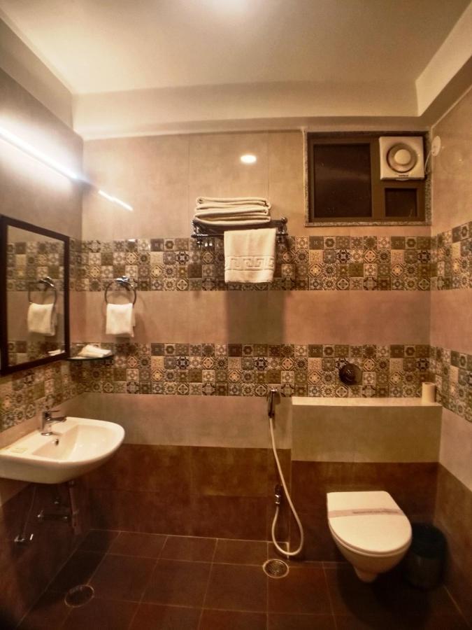 Hotel Wonder Cliff Udaipur Extérieur photo